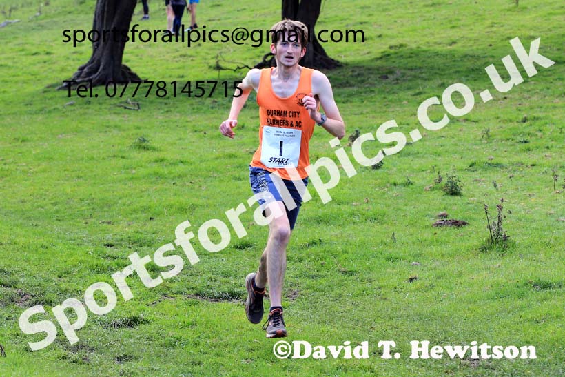 Mens Masters and Mens Under-20s, 2022 NECAA Cross Country Relays, Thornley Hall Farm, Peterlee, County Durham, October 15th. Photo: David T. Hewitson/Sports for All Pics